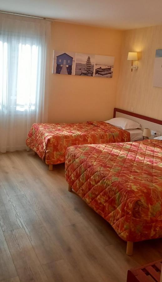 Hotel Sables D'O Et Son Restaurant Le 16 Bis Les Sables-dʼOlonne Exteriör bild